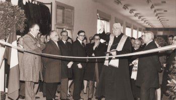 Mons. Giuseppe Burlini inaugura “Eurofur”
