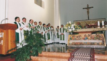Ingresso Don Moreno Nalesso, nuovo parroco di Fossona 8 settembre 2002 