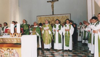 Ingresso Don Moreno Nalesso, nuovo parroco di Fossona 8 settembre 2002